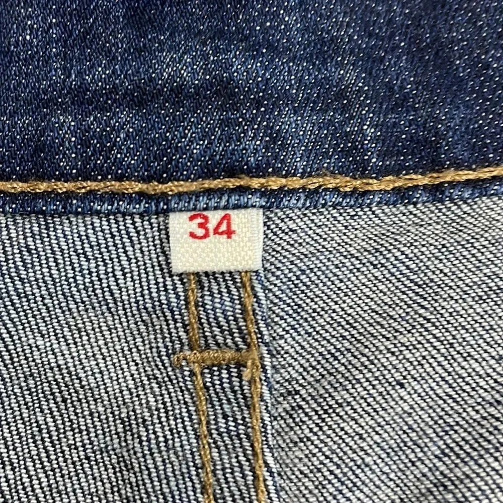 NWOT Levi’s Classic Shorts Dark Wash Denim Jean 34